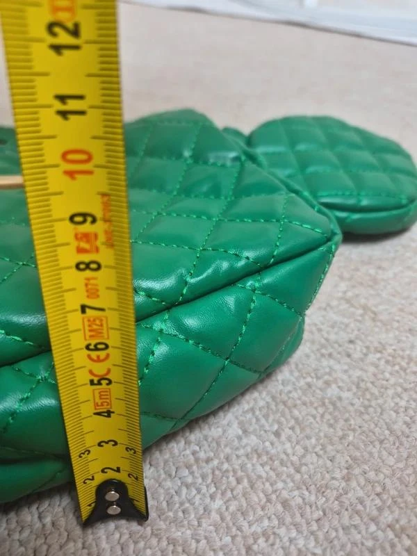 Bolso cruzado acolchado verde con bolsillo extraíble – photo 5
